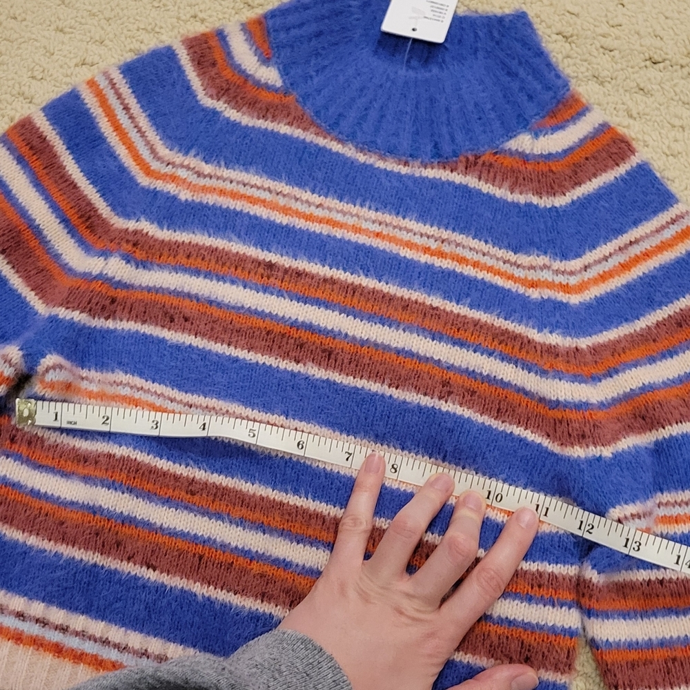 Urban Outfitters - Cleo Mock Neck Sweater - Picture 11 of 16